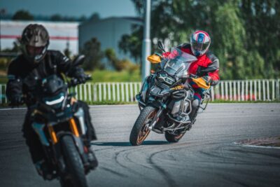 trénink jízdy na silnici